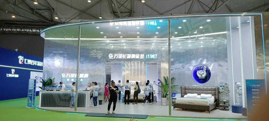 萬裏長城牌床墊-家具展展台搭建