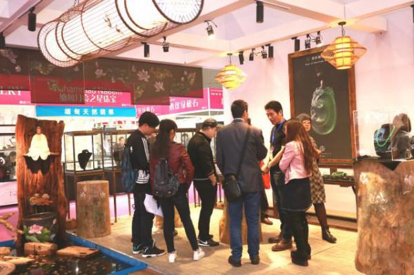 2018第30屆成都國際珠寶首飾展覽會|成都秋季珠寶展展台設計搭建